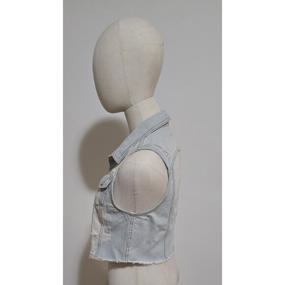 Denim Trucker Style Vest Womens Small Distressed Button Front Sleeveless Y2K New - Picture 16 of 16